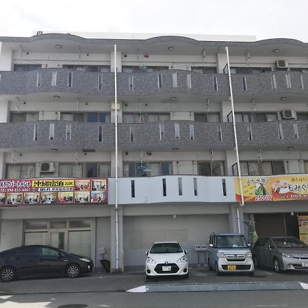 Cozy Family Room Ky Apartment Naha Exterior photo